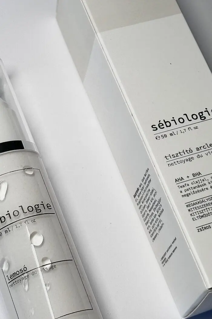 Tisztító arclemosó – zsíros, aknés bőrre